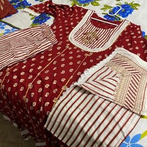 Brand New Indian long Fock ,with bottom pants and scarf/duppatta.